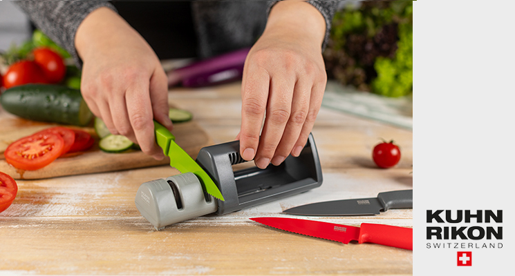 Dual Messerschärfer in grün und rot von Kuhn Rikon