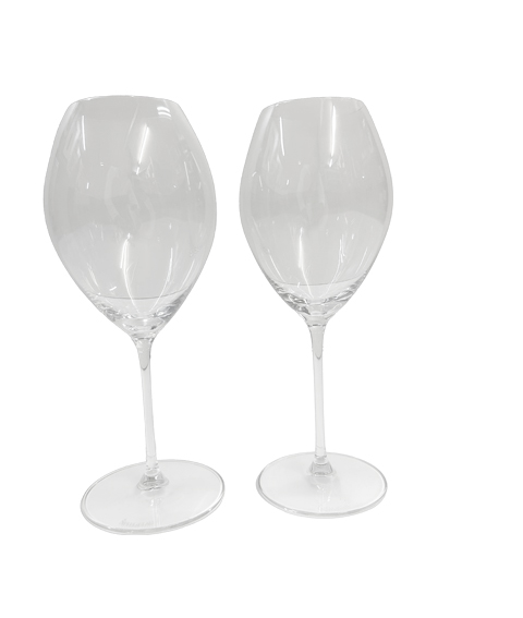 Rotweinglas und Weißweinglas von der Marke Spiegelau