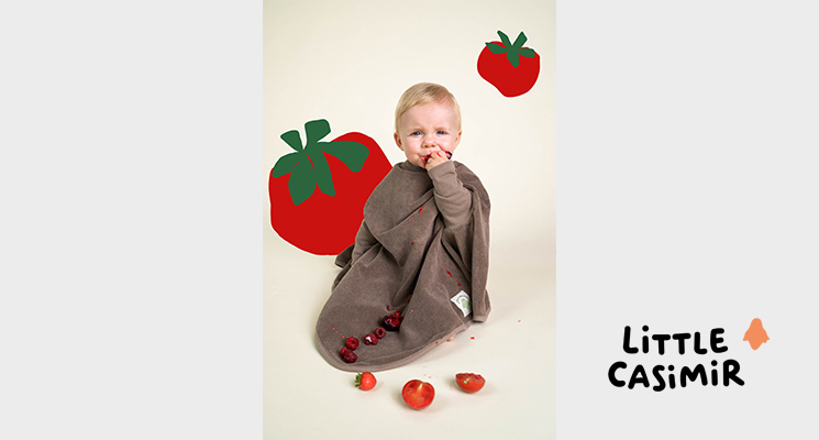 brauner Latz an Kind von Little Casimir